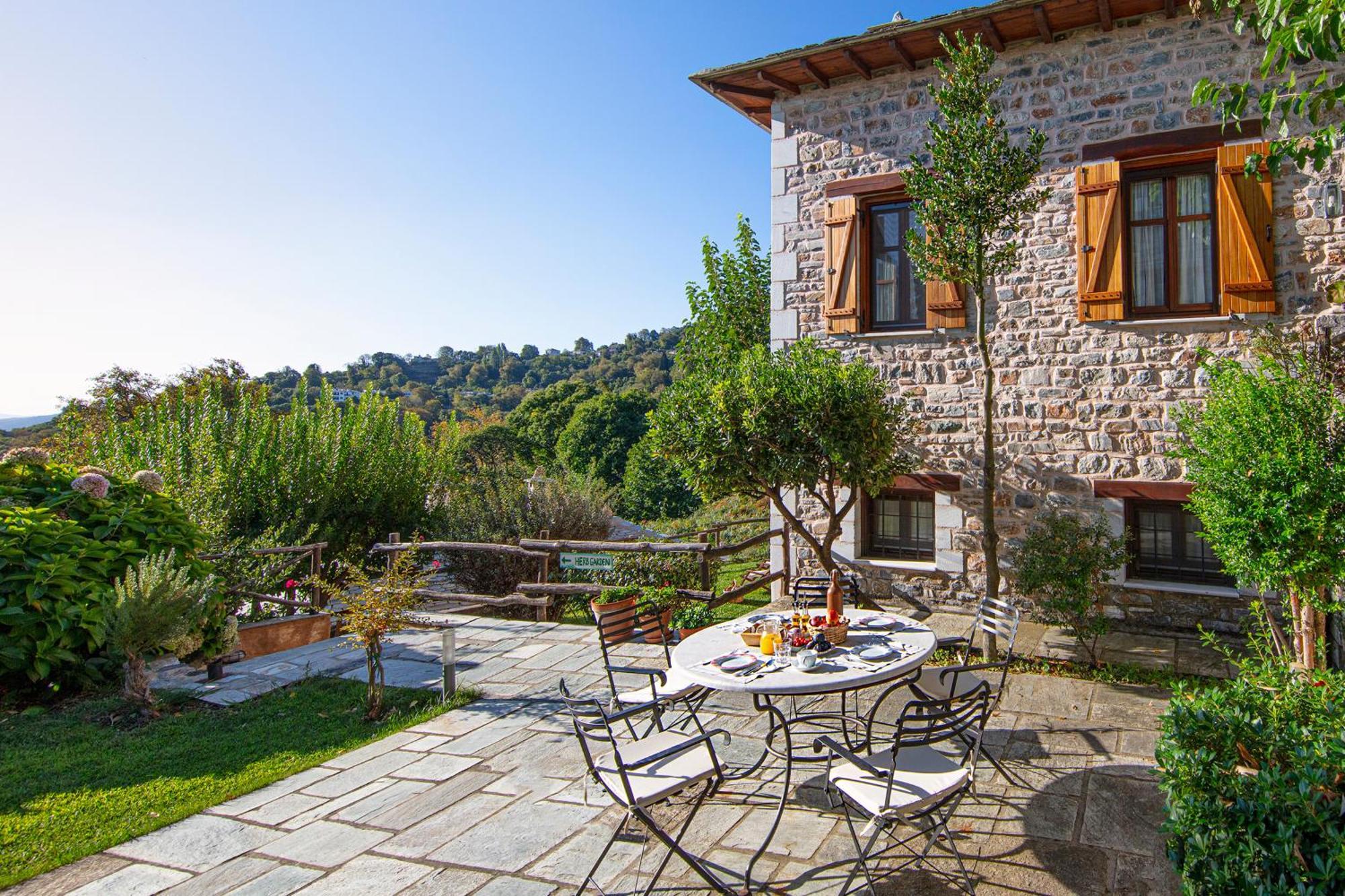 Amanita Boutique Hotel Tsagarada Bagian luar foto
